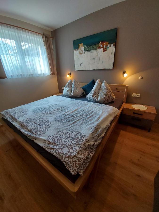Appartement Alexandra Neukirchen am Grossvenediger Luaran gambar