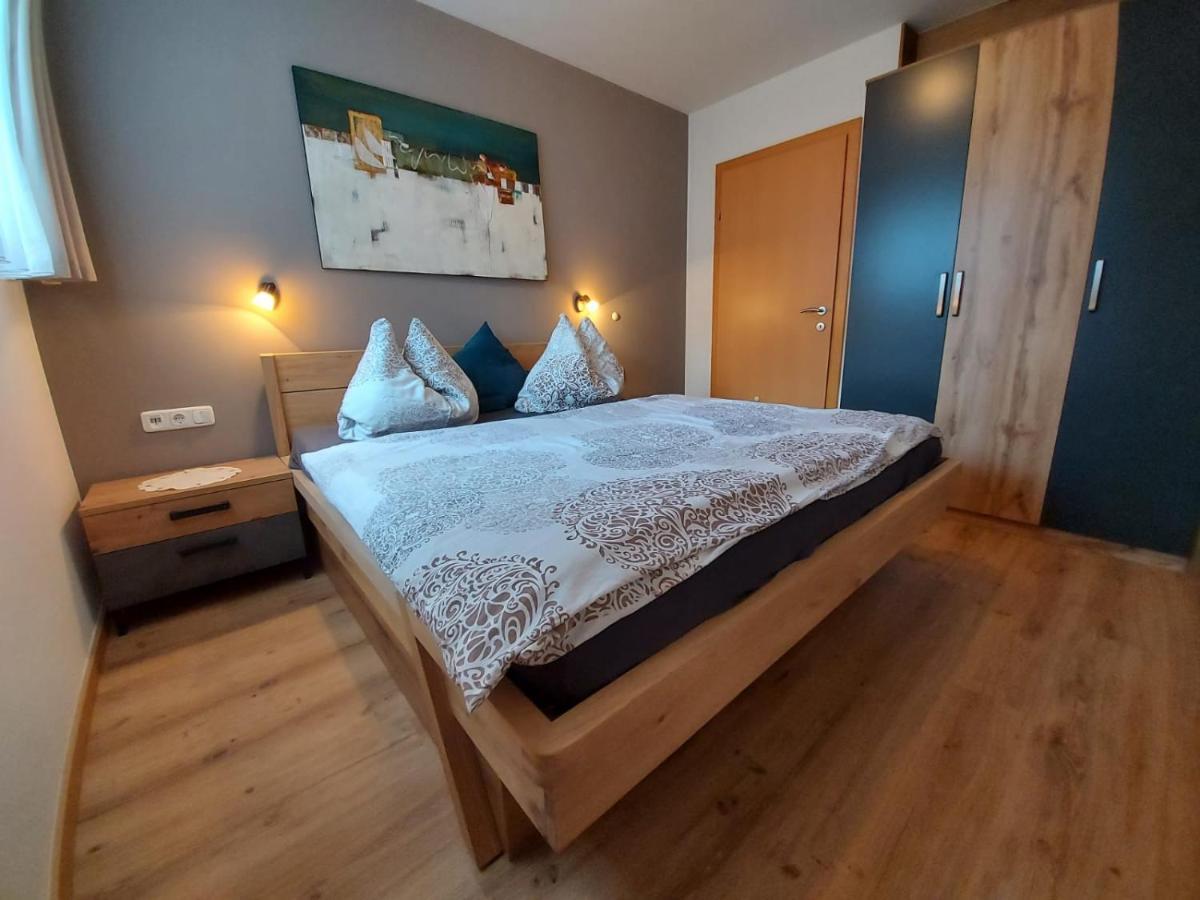 Appartement Alexandra Neukirchen am Grossvenediger Luaran gambar