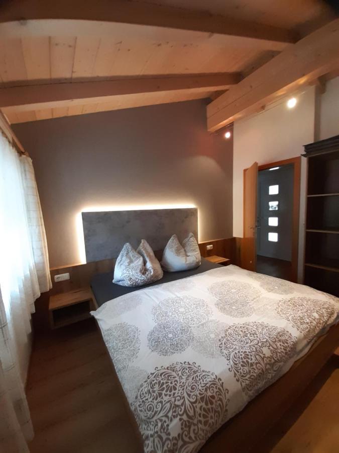Appartement Alexandra Neukirchen am Grossvenediger Luaran gambar