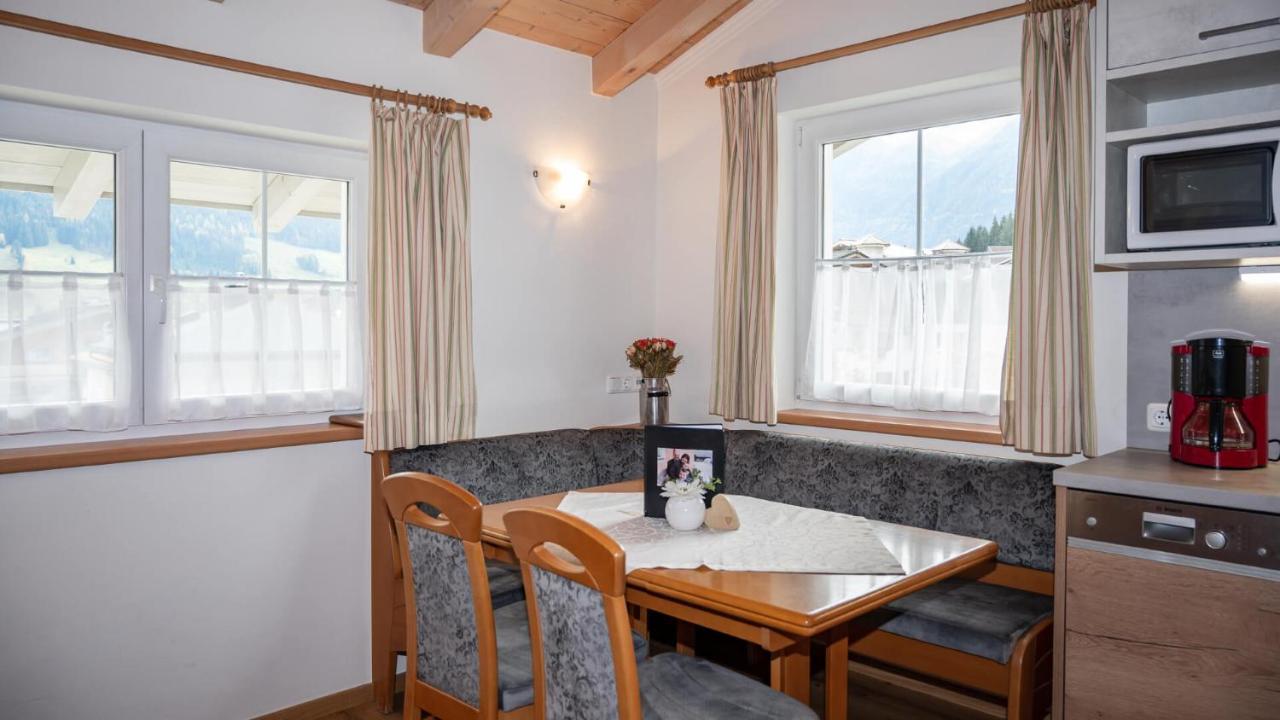 Appartement Alexandra Neukirchen am Grossvenediger Luaran gambar