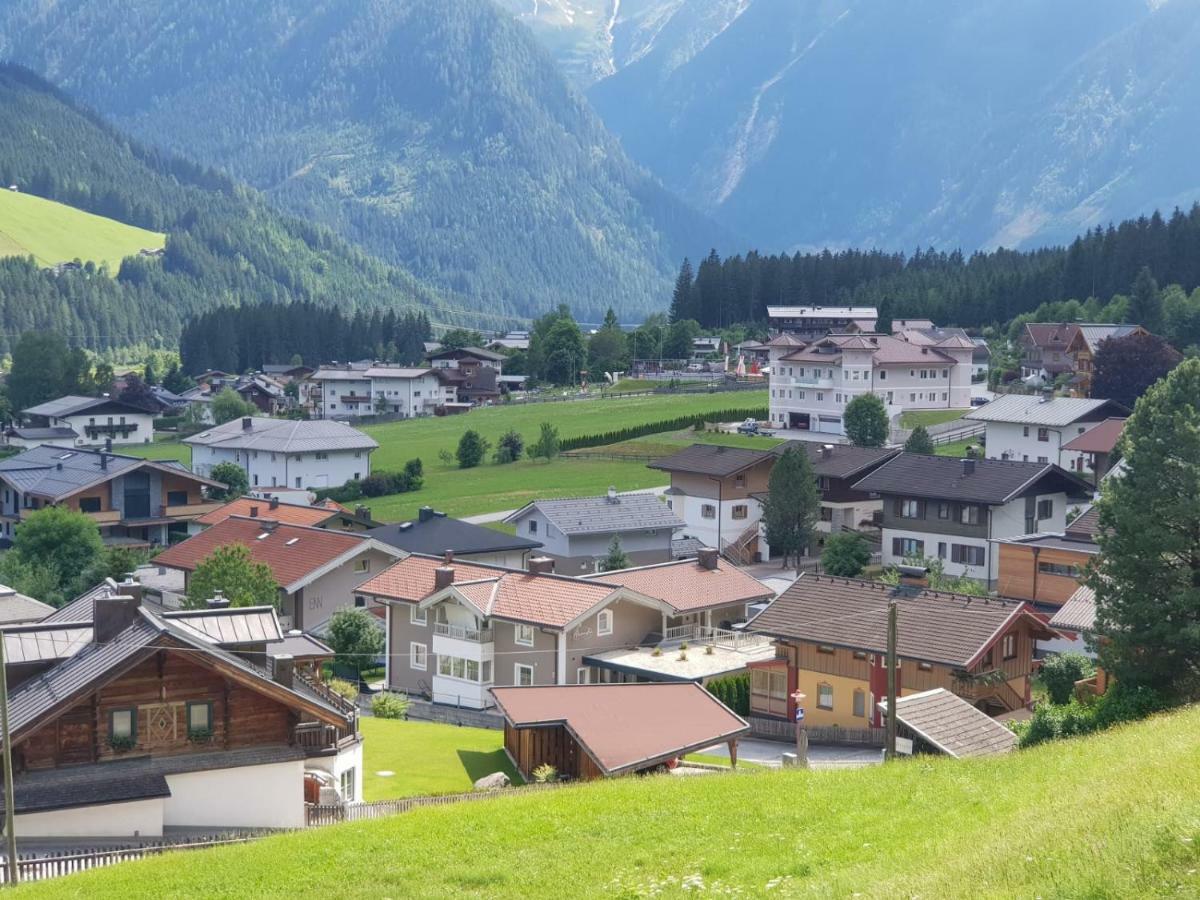 Appartement Alexandra Neukirchen am Grossvenediger Luaran gambar